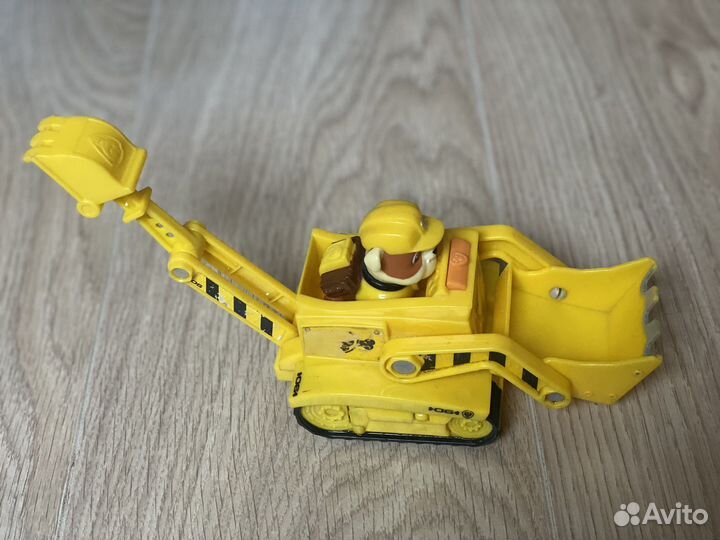 Бульдозер и крепыш, щенячий патруль