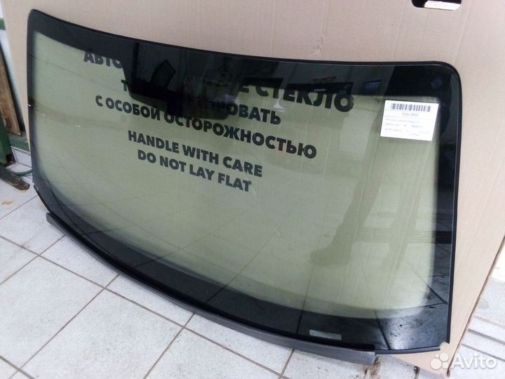 Стекло лобовое Chevrolet Camaro cabrio