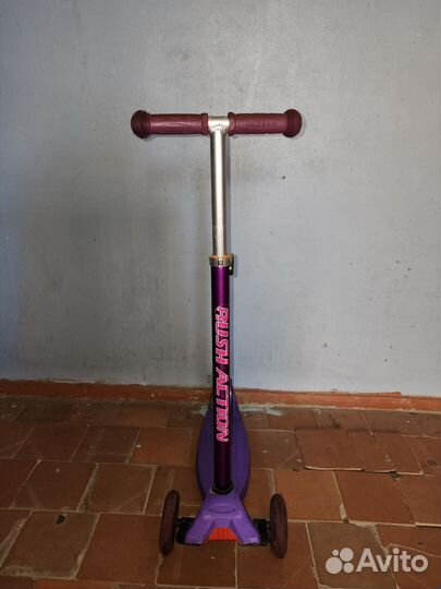 Самокат трехколесный Rush Action