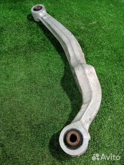 Рычаг подвески задний левый Nissan X-Trail NT31