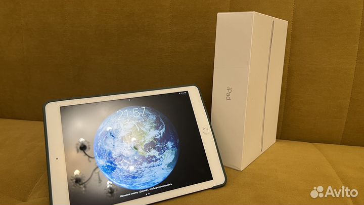 iPad 6th generation 32Gb Wi-Fi