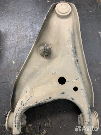 Рычаги в сборе