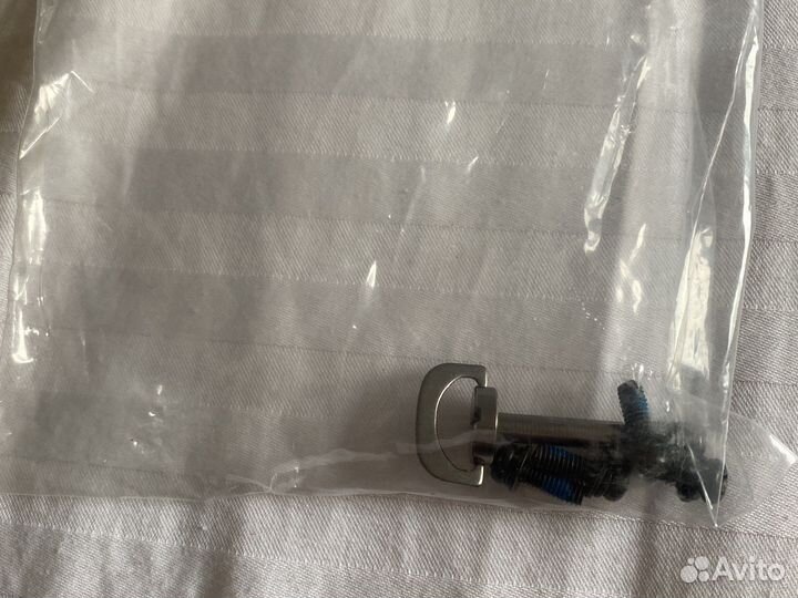 Комплект болтов держателей для монитора msi g24