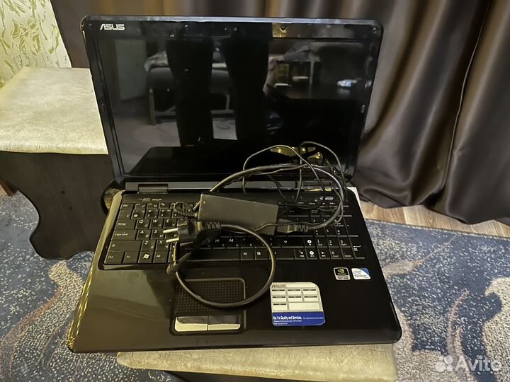 Ноутбук asus