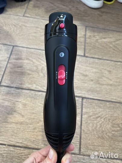 Фен-щетка Rowenta Keratin&Shine CF8242F0 Black