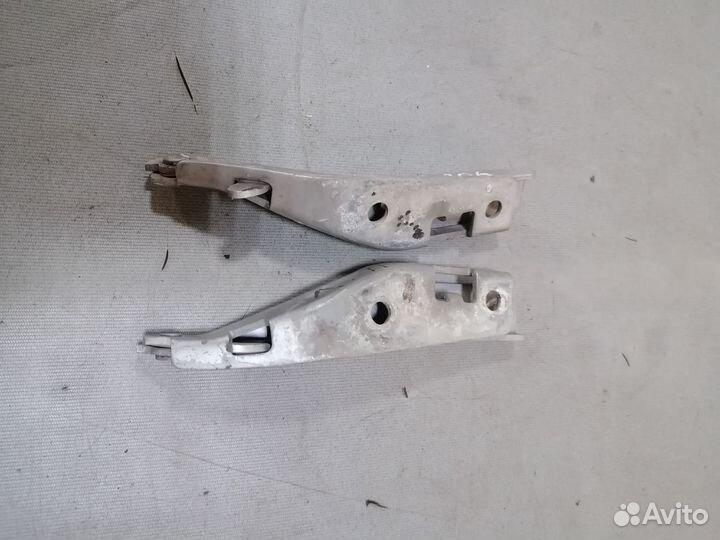 Петля капота Peugeot 206 1.4 1998-2012