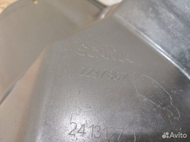 Крышка кронштейна канала Scania P8X400 самосвал