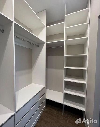 Гардеробная как IKEA