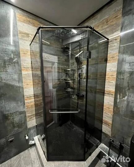 Душевая кабина из каленого 8 мм стекла Pilkington