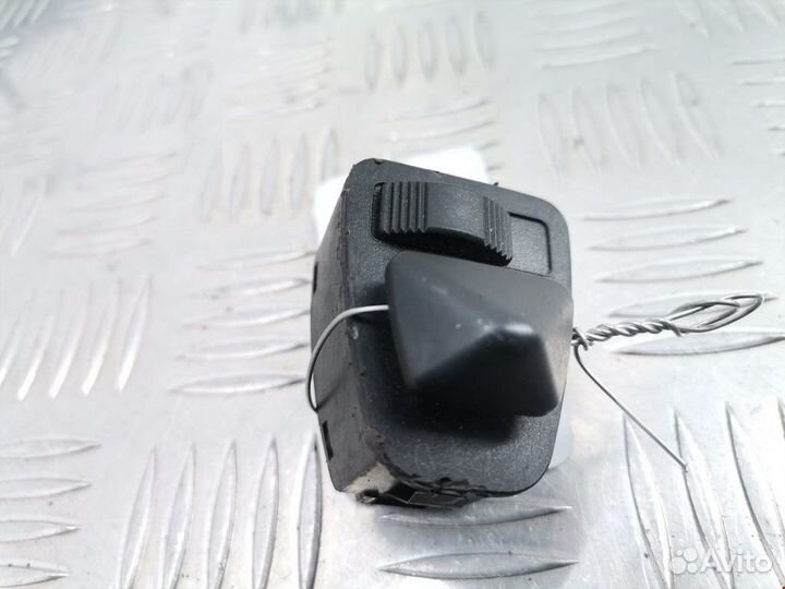 Кнопка (выключатель) BMW 3 E46 1999 61318373691