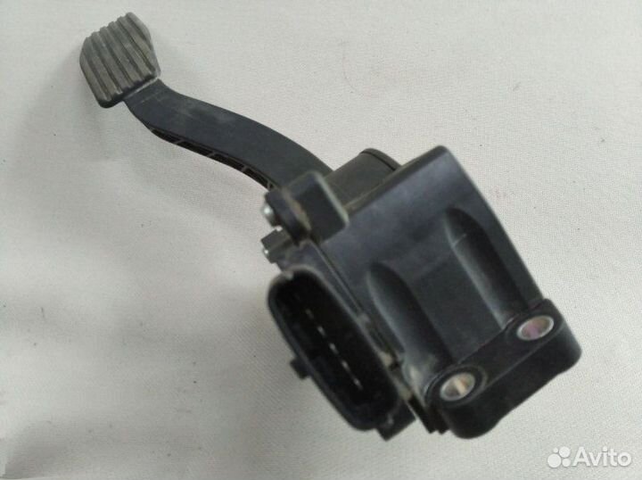 Педаль газа LADA 2131 5 дверей 1.7 2012