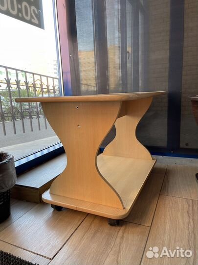 Журнальный стол