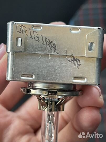 Лампа ксенон Philips для передней фары