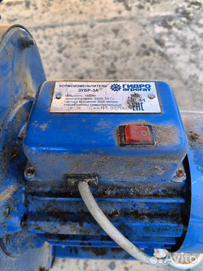 Продам кормоизмельчитель(крупорушка)