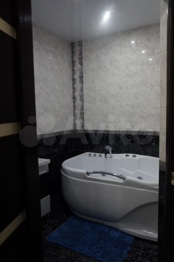 2-к. квартира, 75 м², 1/1 эт.