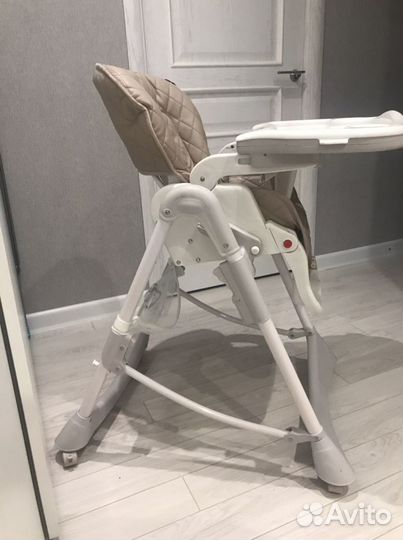 Детский стульчик для кормления happy baby