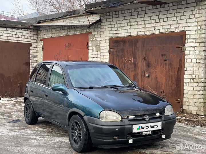 Opel Corsa 1.4 AT, 1996, 292 865 км