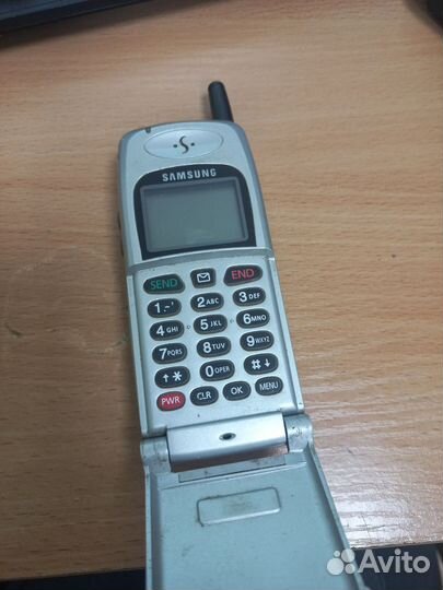 Samsung B3410