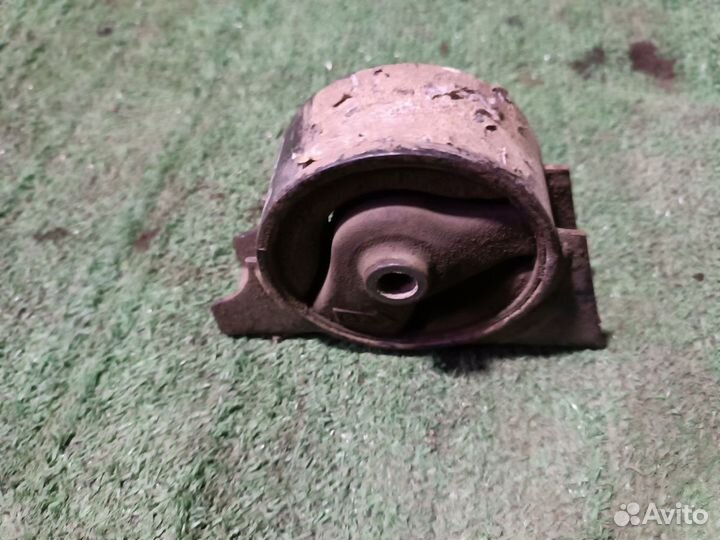 Опора двигателя задняя Nissan Almera