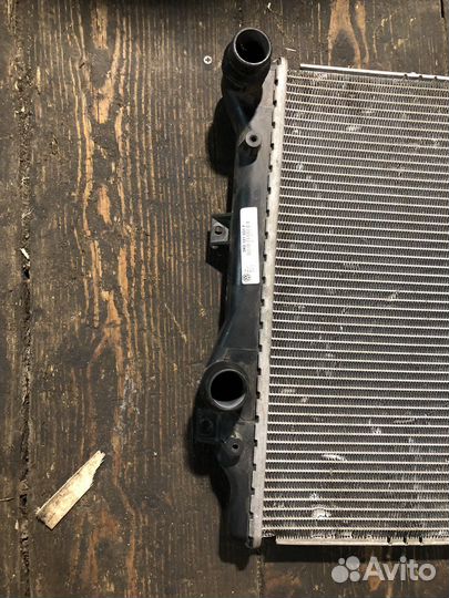 Радиатор охлаждения Volkswagen Jetta 6 Oktavia A5