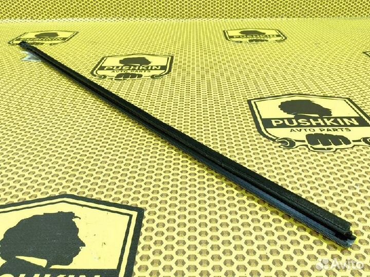 Уплотнитель двери/стекла (бархотка) Nissan Qashqai
