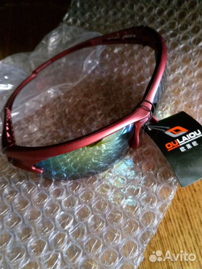 Солнцезащитные очки