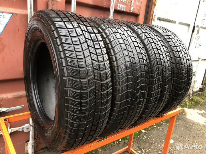 Michelin 4x4 Alpin 235/70 R16