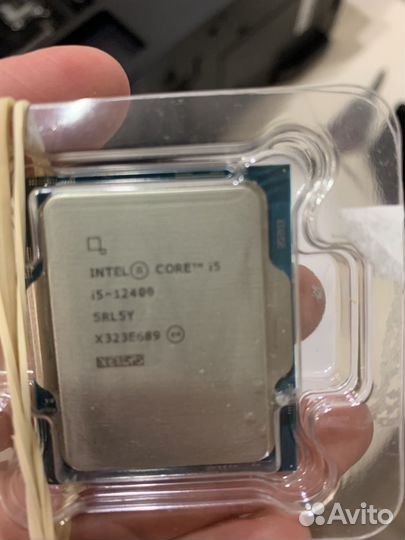 Intel Core i5 12400