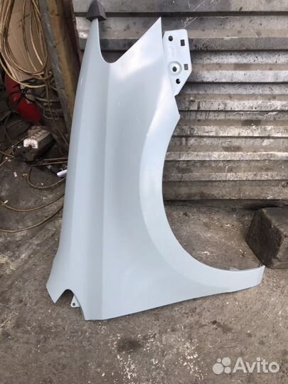 Крыло переднее правое Фольксваген Поло Тайвань