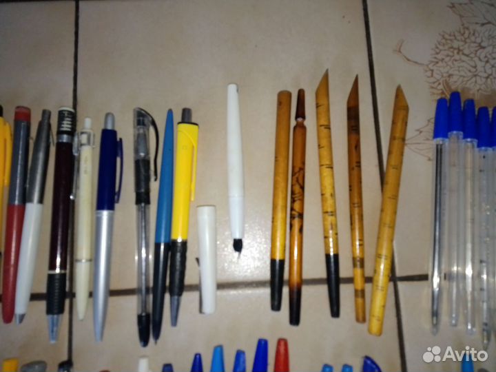 Ручки шариковые СССР и 90-х. 135 шт. Цена за все