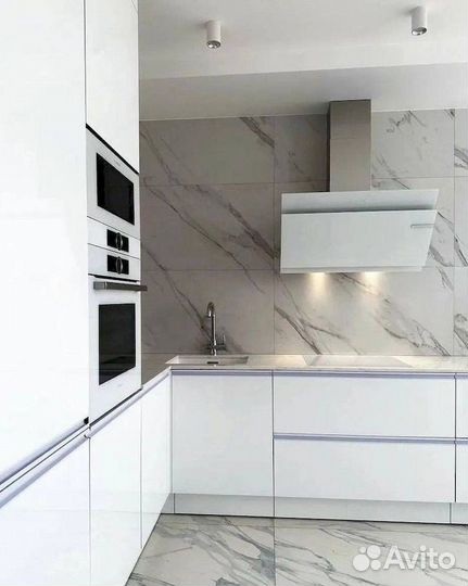 Кухонные гарнитуры на заказ