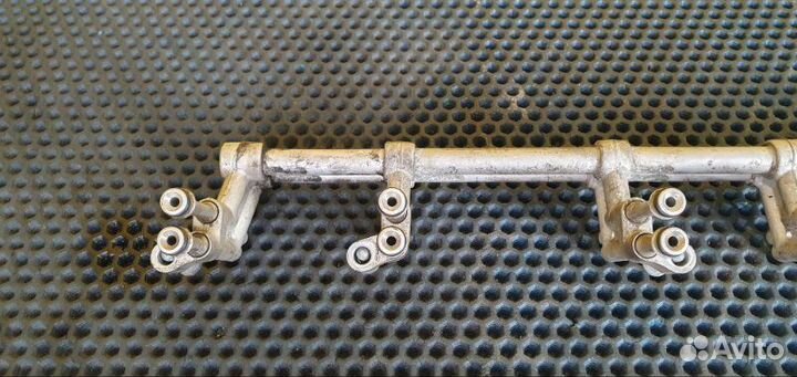 Рейка топливная (рампа) Vw Touareg 7L