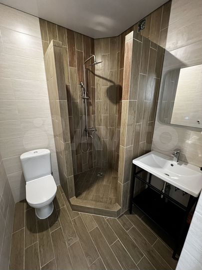 Комната 25 м², 1/3 эт.