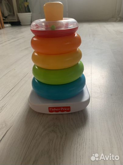 Пирамидка fisher price