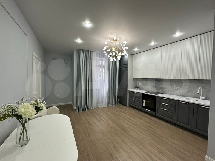 2-к. квартира, 68 м², 3/24 эт.