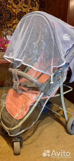 Прогулочная коляска