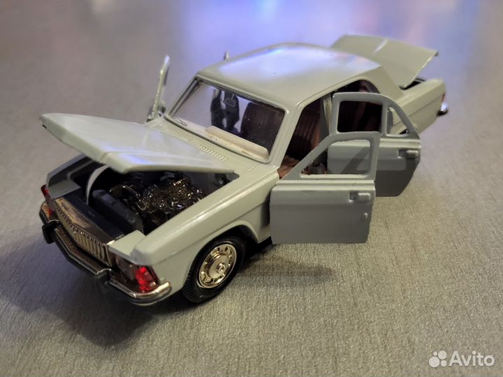 Модель СССР Волга Газ 3102, 1:43