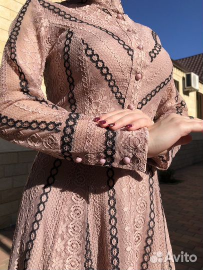 Вечернее платье