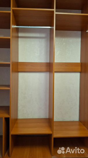Шкаф-купе в хорошем состоянии