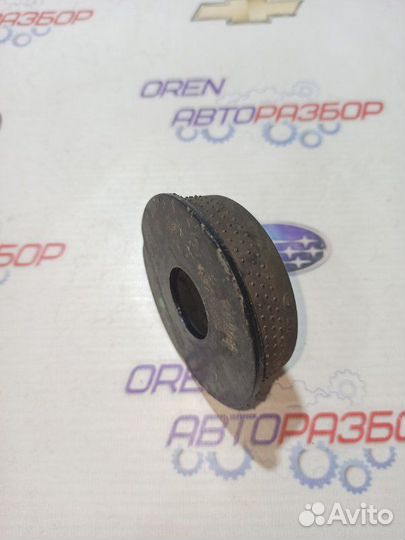 Сайлентблок задний Toyota Camry 55 2.5 2017