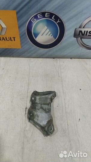 Кронштейн крепление крыла Geely atlas Прав