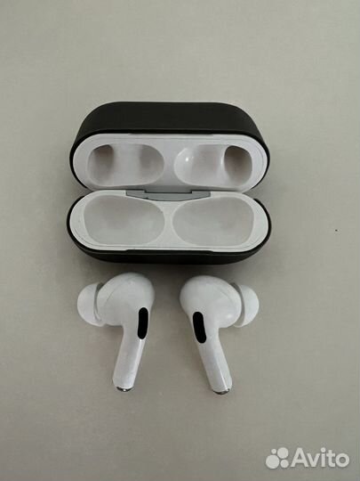 Наушники Apple airpods pro