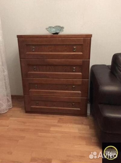 Кoмoд из массива дерева