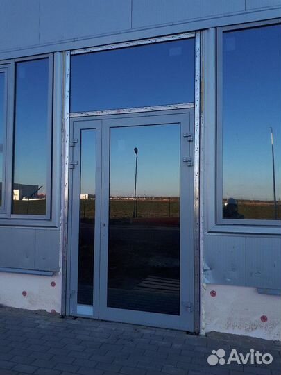 Алюминиевые двери / Дверь алюминиевая под ключ