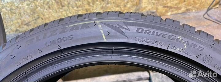 Bridgestone Blizzak LM-005 205/45 R17