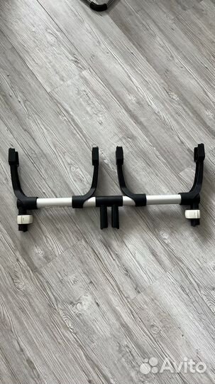 Адаптер для двойни Bugaboo Donkey и две автолюльки