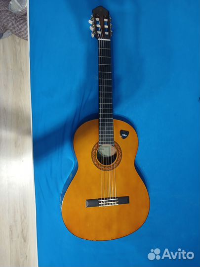 Гитара yamaha c40