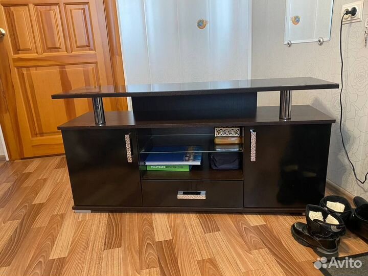 Тумба под телевизор бу