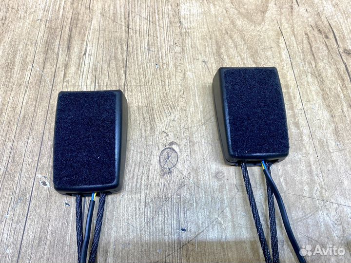 Застежка ремня безопасности Opel Astra J 2009-2016