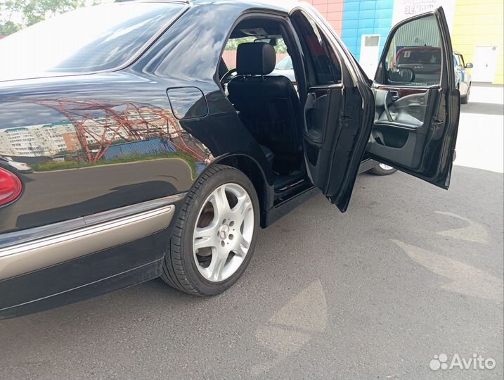 Mercedes-Benz E-класс 2.2 AT, 2000, 388 800 км